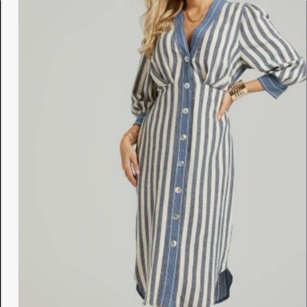 New Beautiful linen dress, tags attached 2x